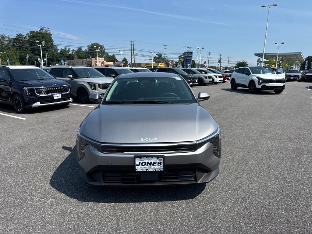 New 2026 Kia K4 FWD image 3