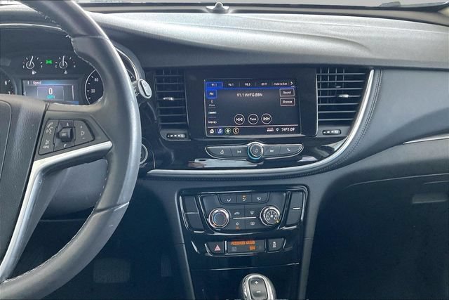 Used 2022 Buick Encore Preferred w/ Safety Package AWD/4WD image 9