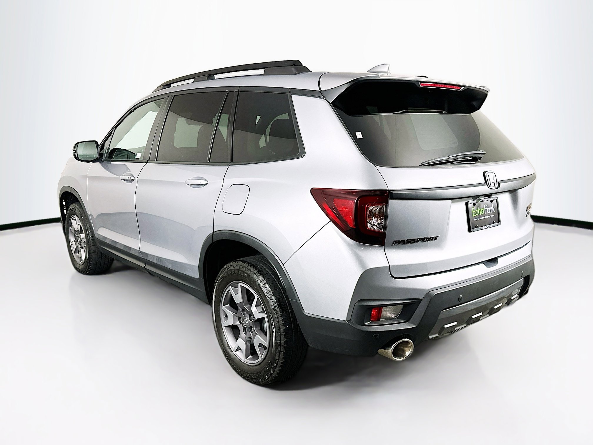 Used 2023 Honda Passport TrailSport image 5