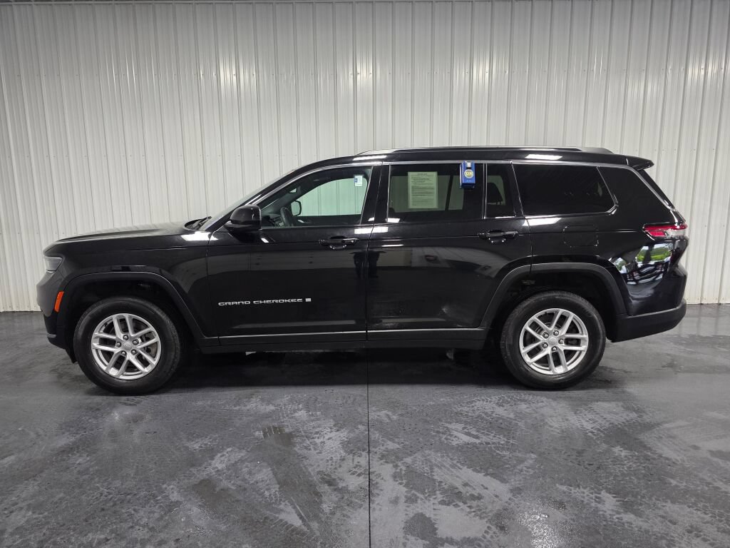 Used 2024 Jeep Grand Cherokee L Laredo w/ Luxury Tech Group I AWD/4WD image 4