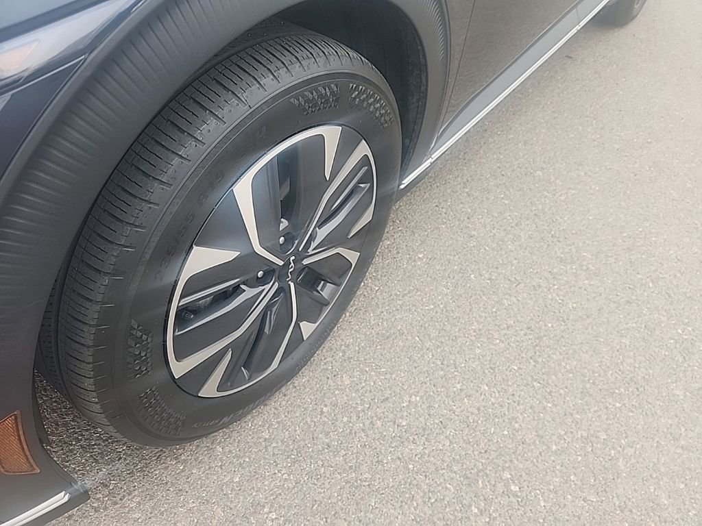 Certified 2024 Kia EV6 Light RWD image 4