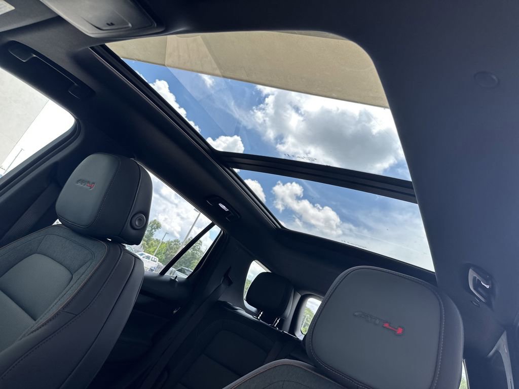 New 2026 GMC Terrain AT4 w/ Technology Package II image 28