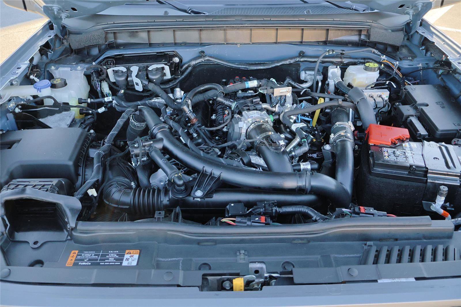 Used 2025 Ford Bronco Badlands image 38