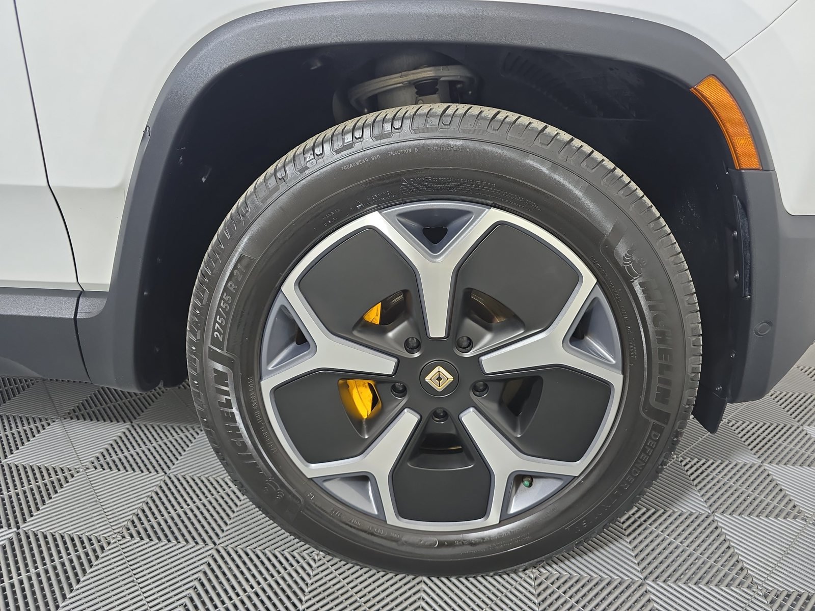 Used 2024 Rivian R1S Adventure Quad AWD/4WD image 11