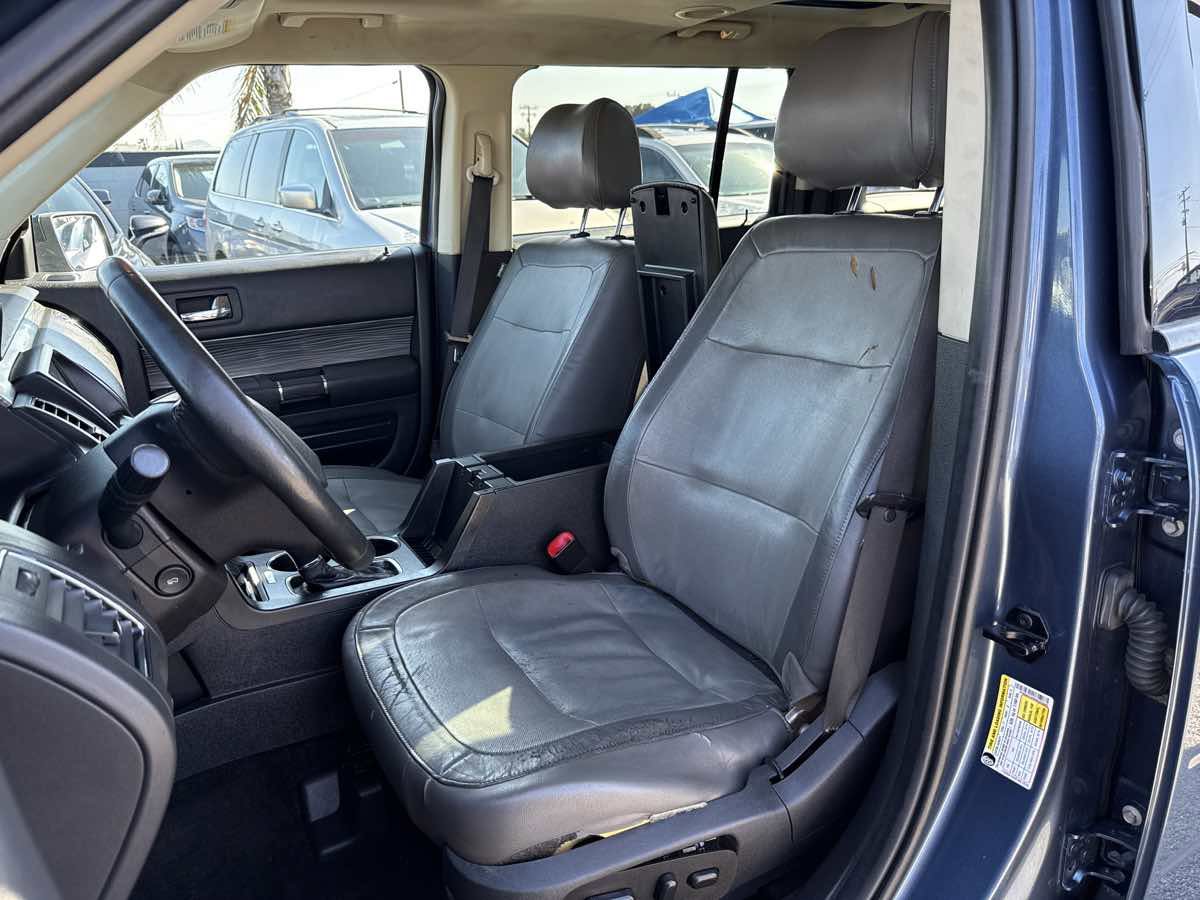 Used 2019 Ford Flex SEL w/ Equipment Group 202A image 8