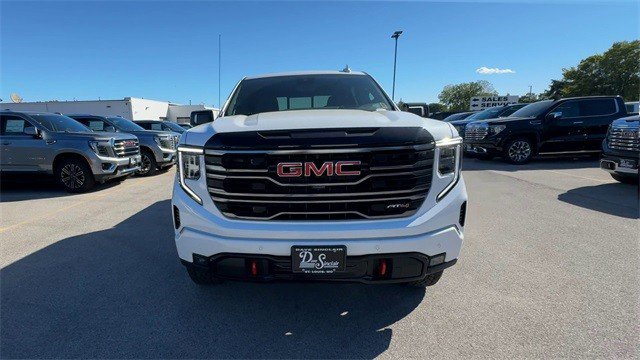 New 2026 GMC Sierra 1500 AT4 w/ AT4 Premium Package image 3