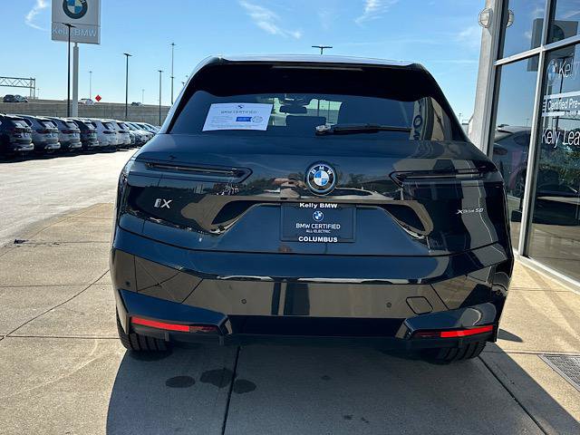 Used 2025 BMW iX xDrive50 AWD/4WD image 8