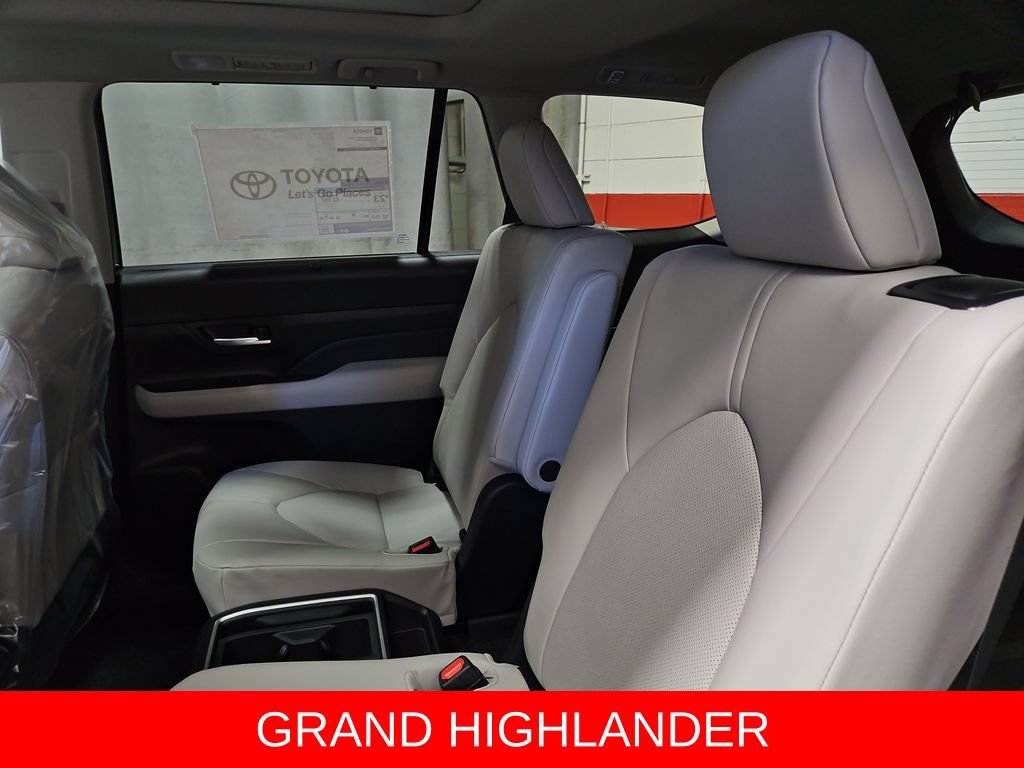New 2026 Toyota Grand Highlander AWD image 22