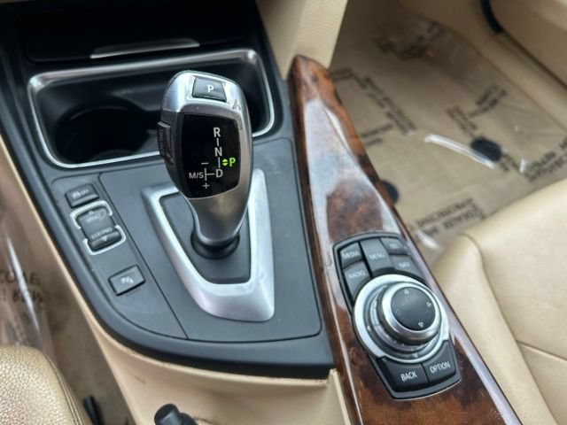 Used 2013 BMW 335i xDrive Sedan AWD/4WD image 25