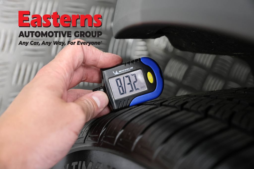 Used 2024 Volkswagen Tiguan SE R-Line AWD/4WD image 28