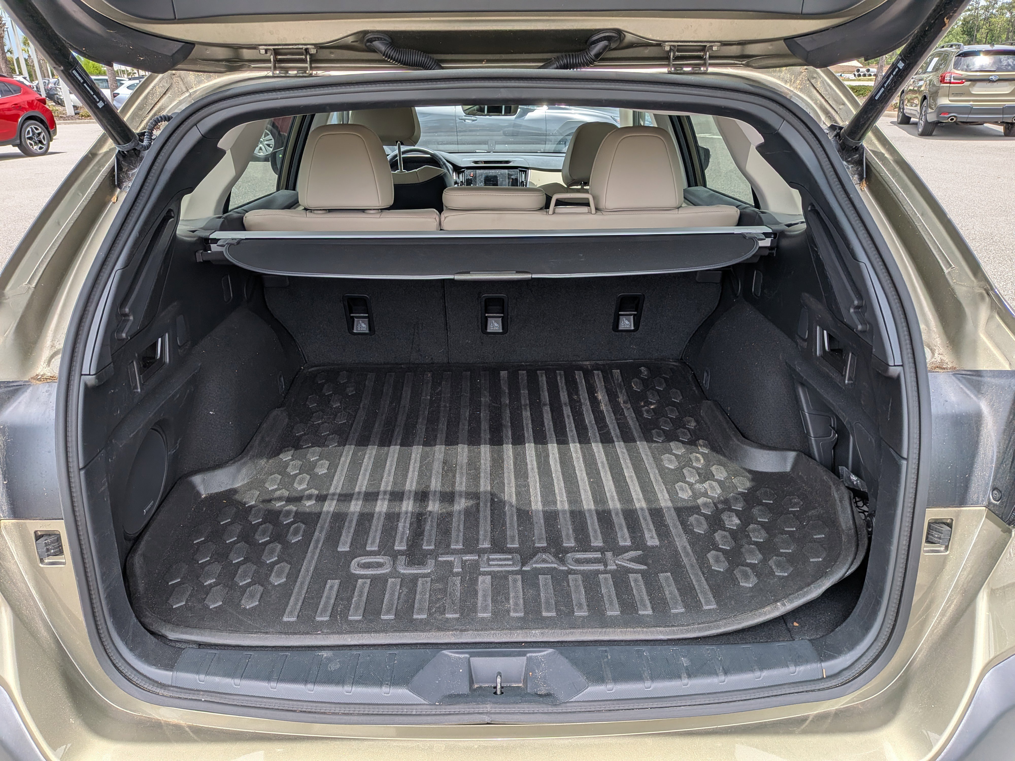 Certified 2023 Subaru Outback Limited AWD/4WD image 10