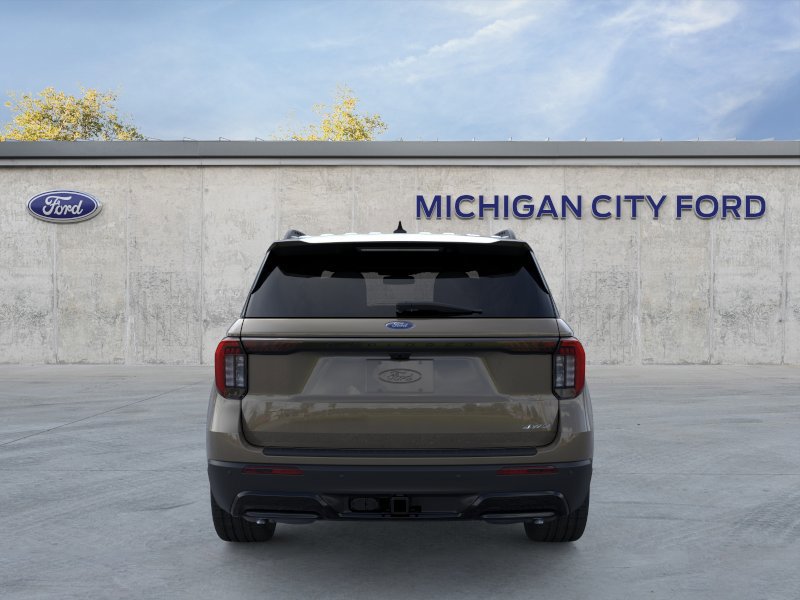 New 2026 Ford Explorer ST-Line w/ ST-Line Street Pack AWD/4WD image 5