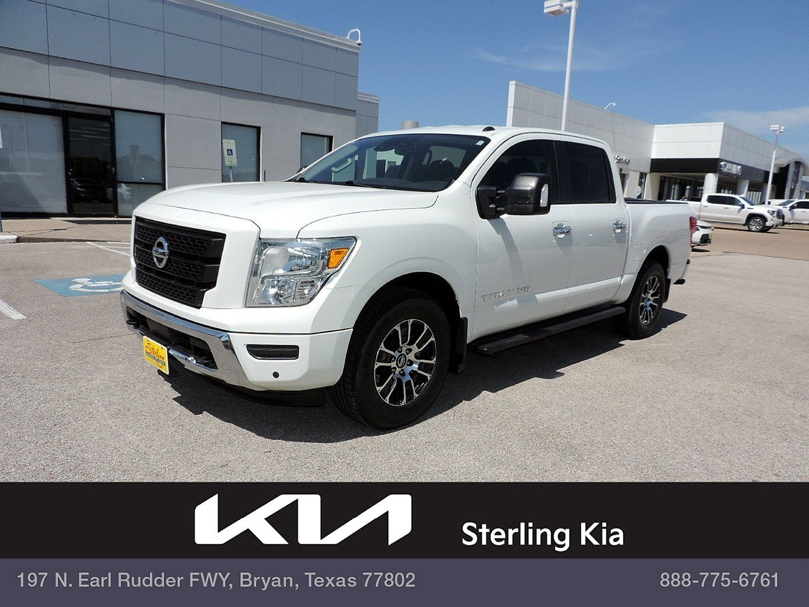 Used 2020 Nissan Titan SV w/ SV Convenience Package