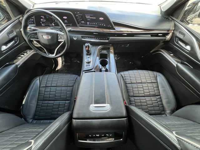 Used 2023 Cadillac Escalade Sport Platinum w/ LPO, ONYX Package AWD/4WD image 15