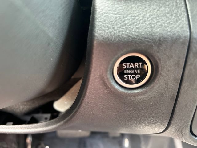 Used 2025 Nissan Frontier SV w/ SV Convenience Package AWD/4WD image 22