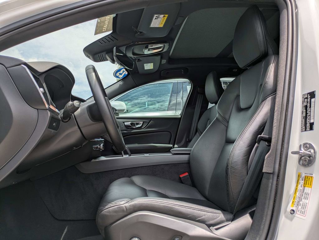 Certified 2023 Volvo S60 B5 Plus w/ Climate Package AWD/4WD image 2