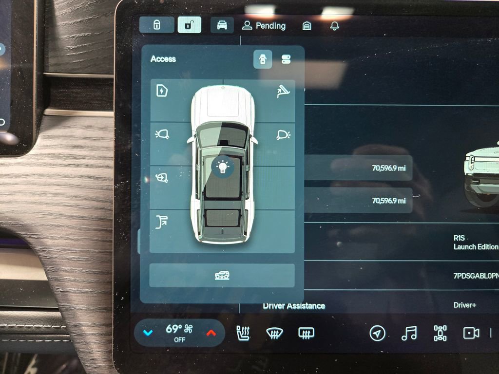 Used 2023 Rivian R1S Launch Edition image 20