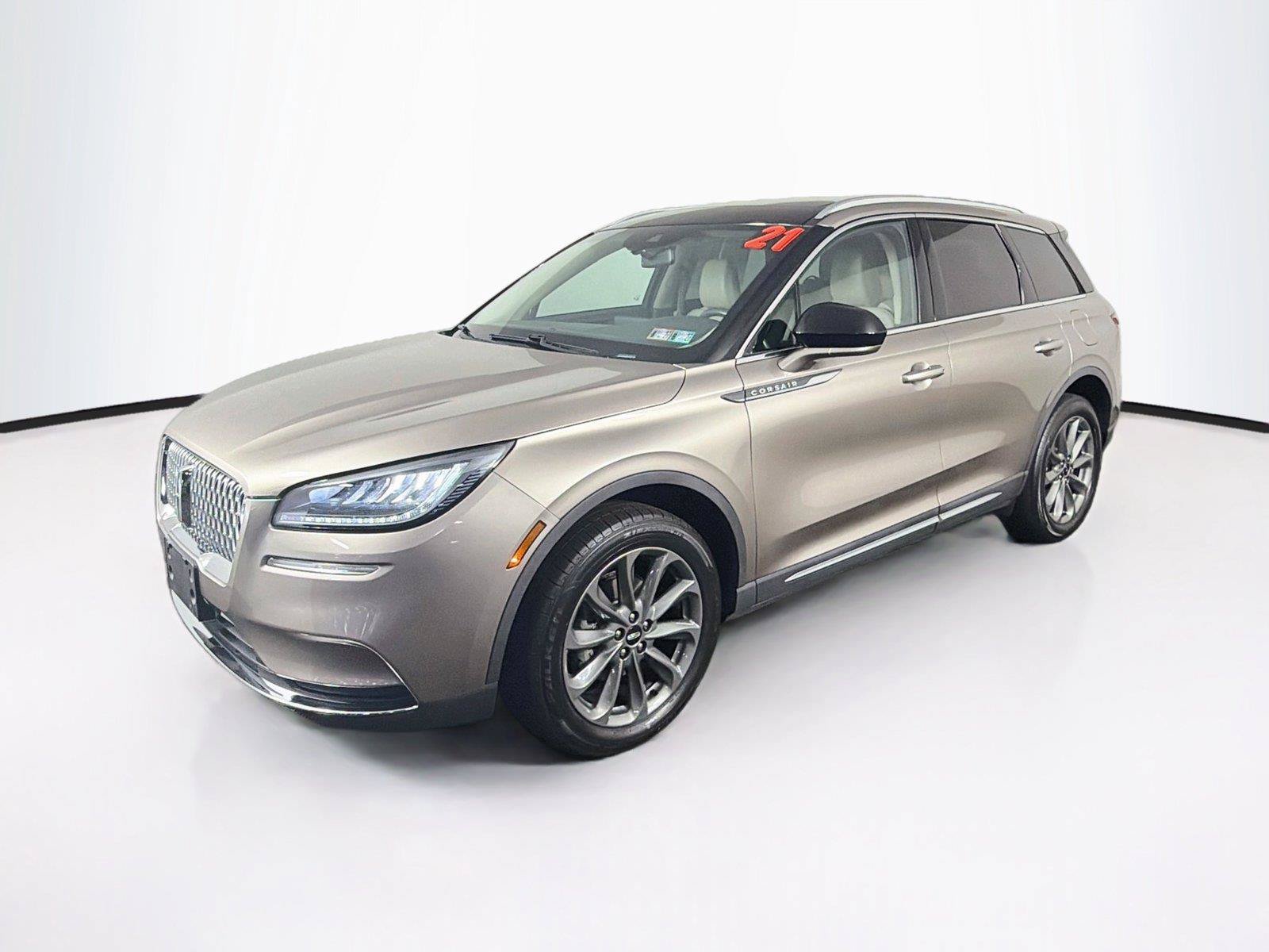 Used 2021 Lincoln Corsair AWD w/ Premium Package image 7