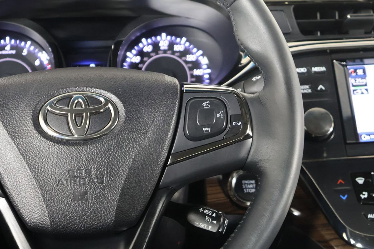 Used 2014 Toyota Avalon Limited FWD image 27