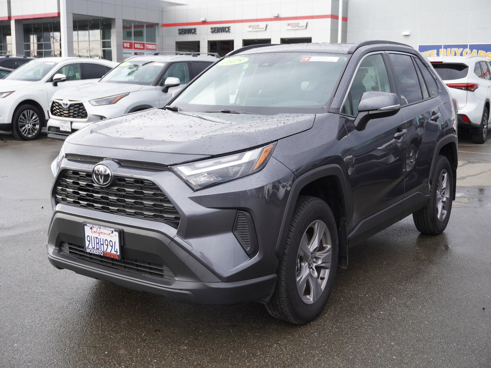 Used 2025 Toyota RAV4 XLE image 8