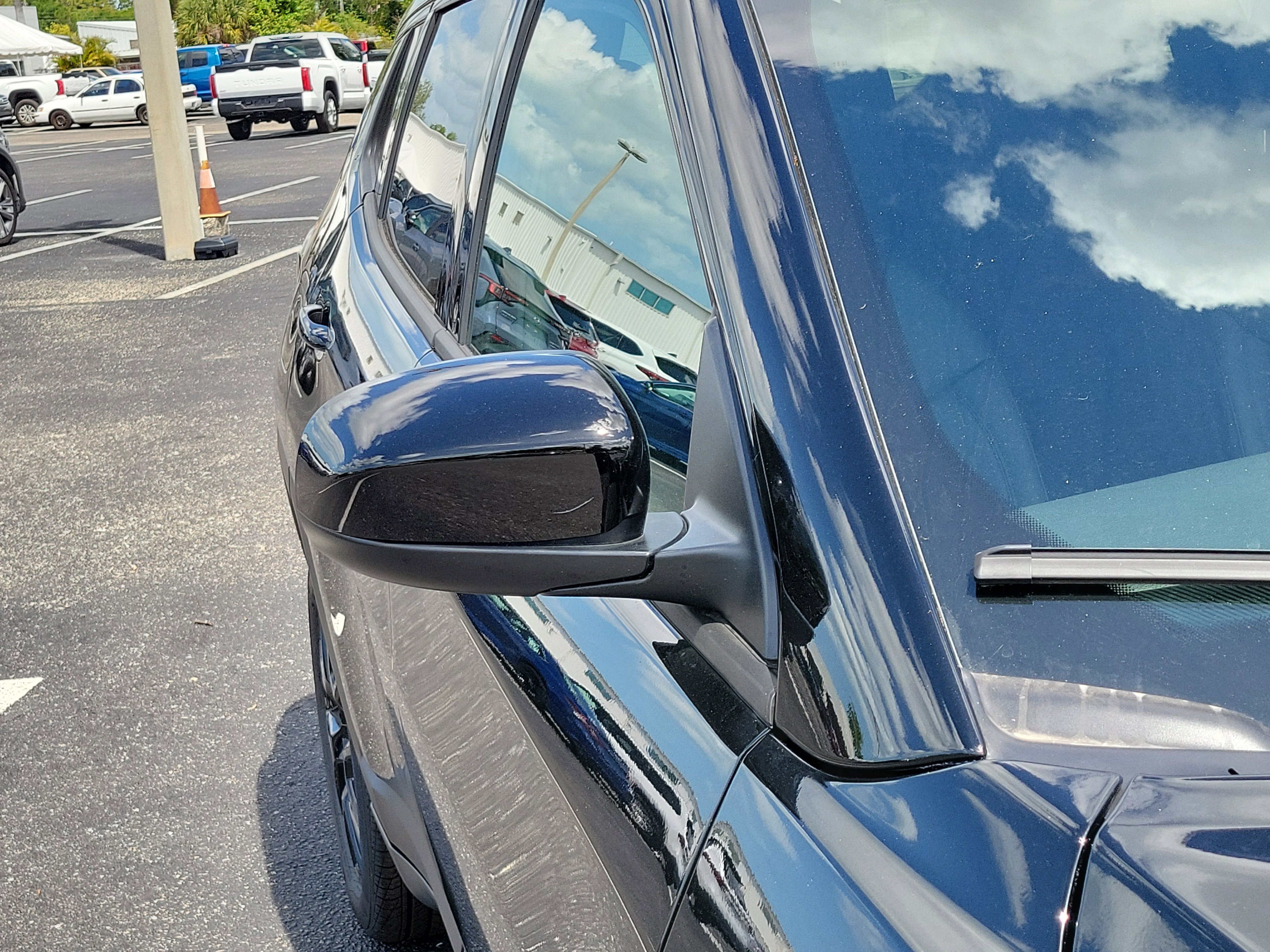 New 2026 Jeep Compass Latitude image 9