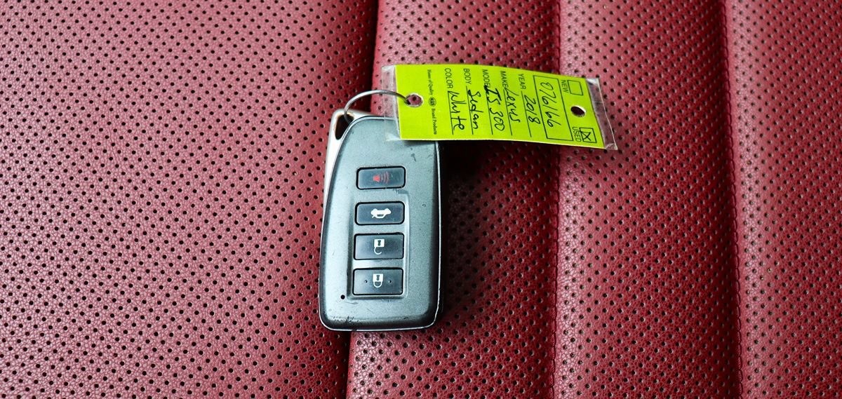Used 2018 Lexus IS 300 F Sport w/ F Sport Package RWD image 61