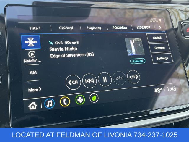 Used 2023 Chevrolet Bolt EUV LT w/ Comfort Package image 13