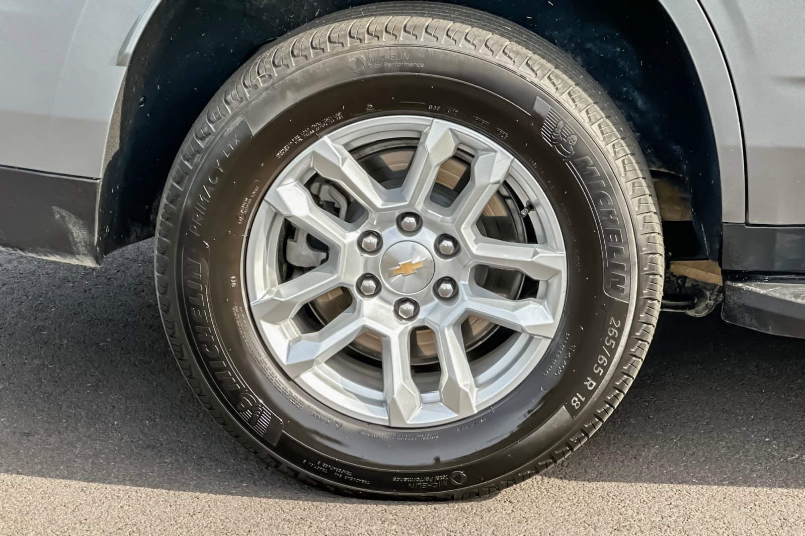 Used 2025 Chevrolet Tahoe LT AWD/4WD image 38