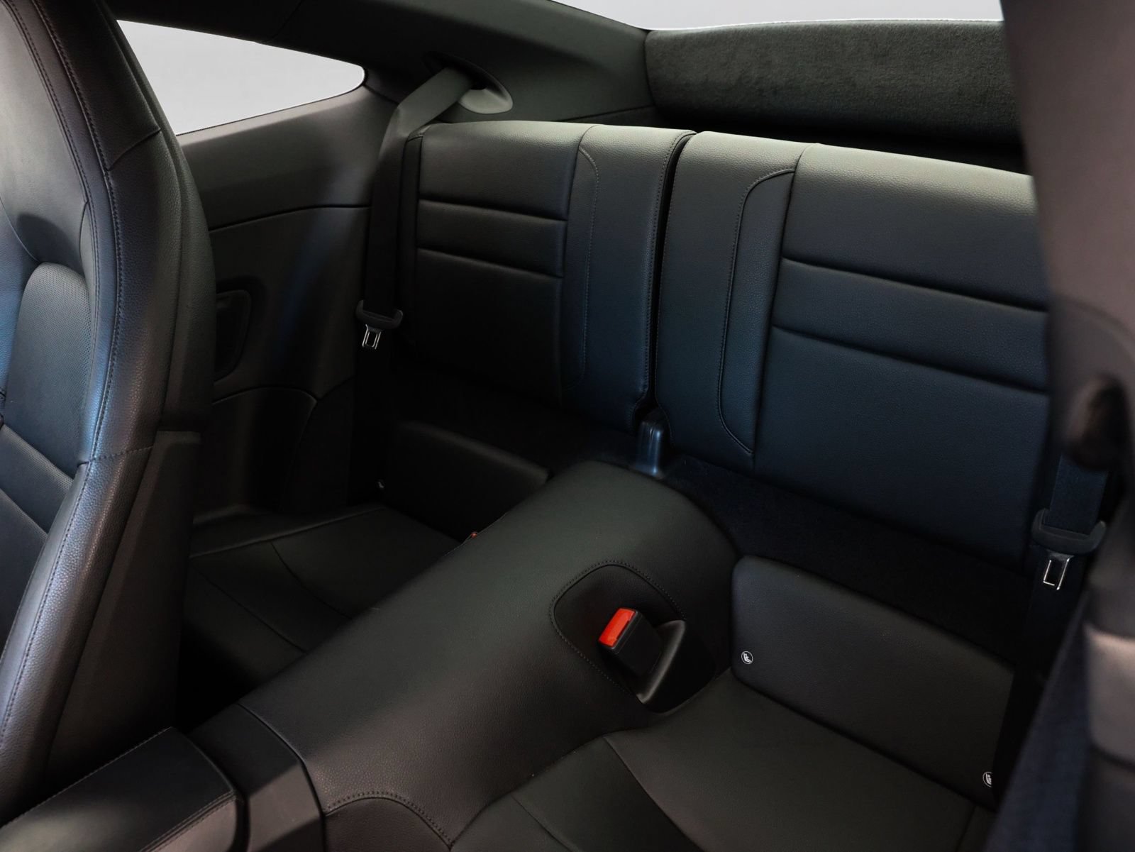 Used 2020 Porsche 911 Carrera RWD image 7