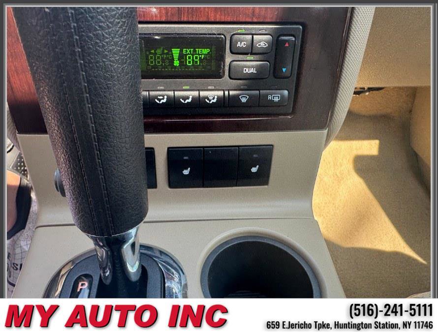 Used 2010 Ford Explorer Limited image 18