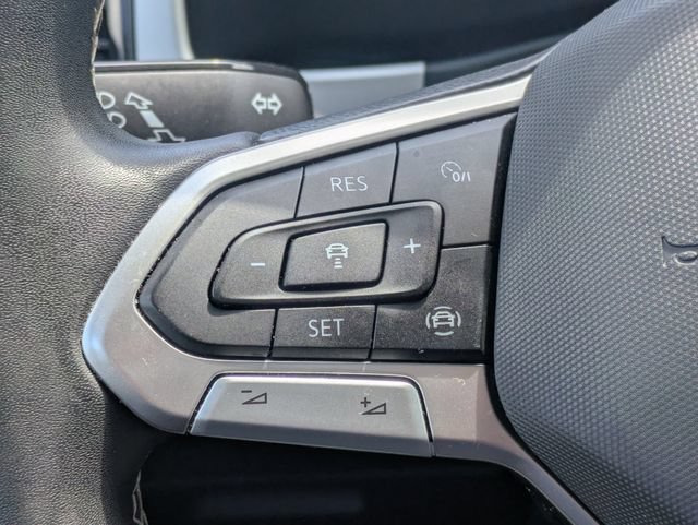 Used 2023 Volkswagen Atlas SE AWD/4WD image 28