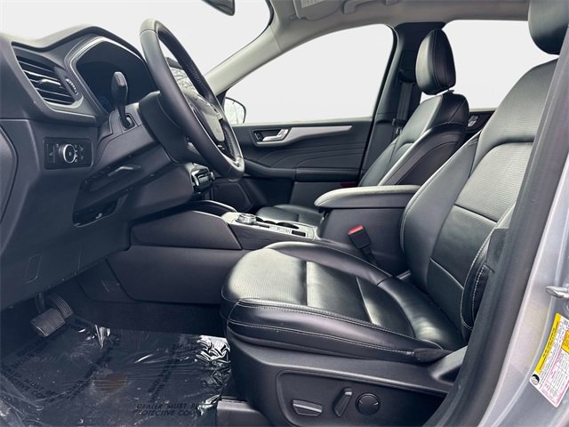 Used 2023 Ford Escape Platinum image 15