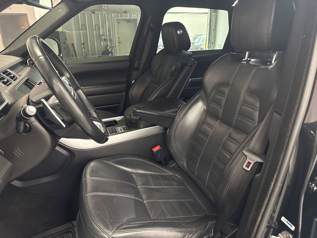 Used 2016 Land Rover Range Rover Sport HST image 9