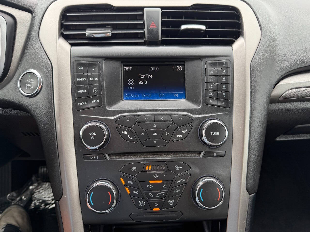 Used 2018 Ford Fusion S FWD image 17