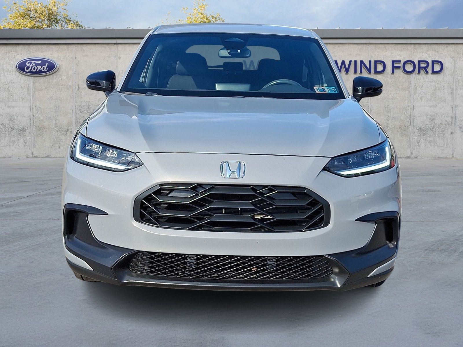 Used 2025 Honda HR-V Sport image 2