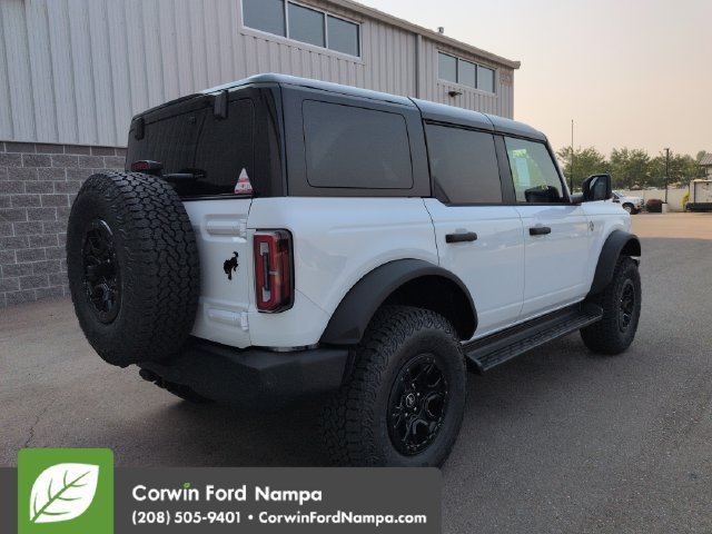 New 2026 Ford Bronco Outer Banks w/ Sasquatch Package AWD/4WD image 3