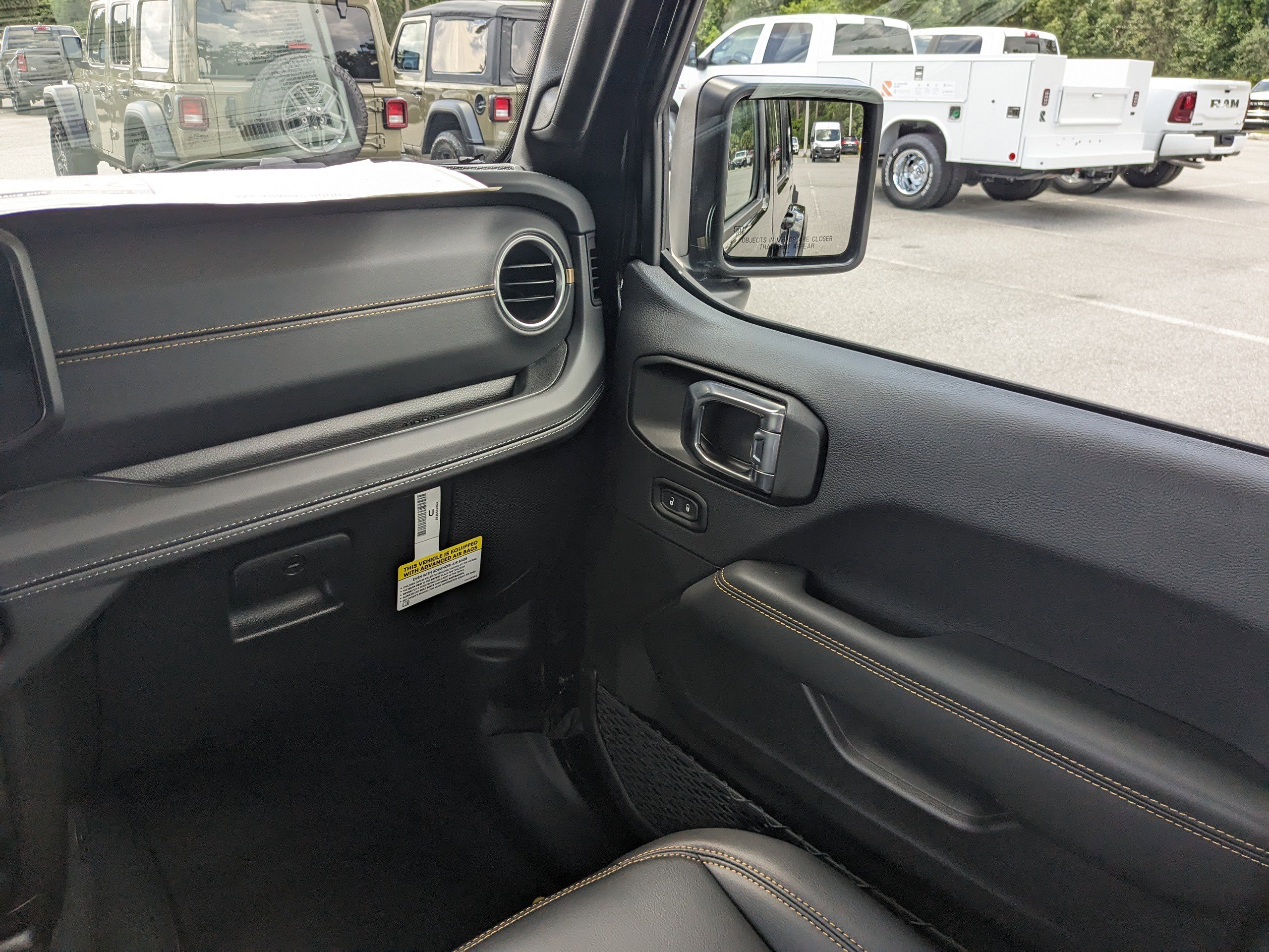 New 2025 Jeep Wrangler Unlimited Sahara image 16