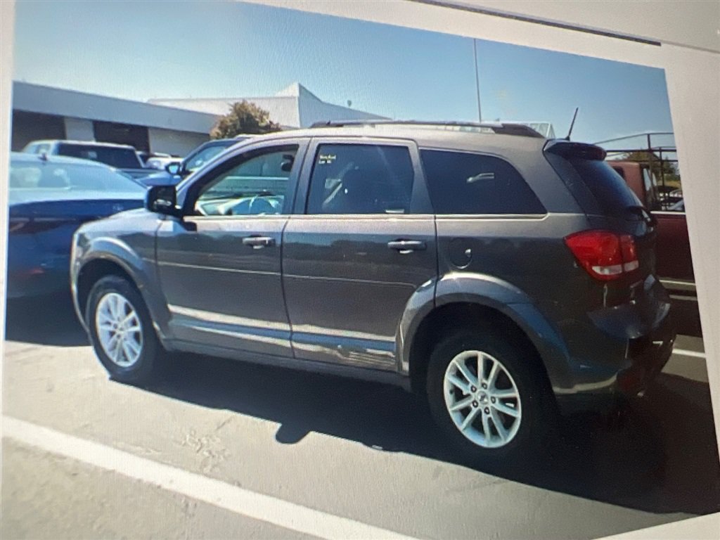 Used 2018 Dodge Journey SXT AWD/4WD image 2