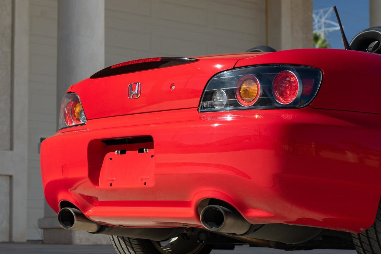 Used 2004 Honda S2000 image 23