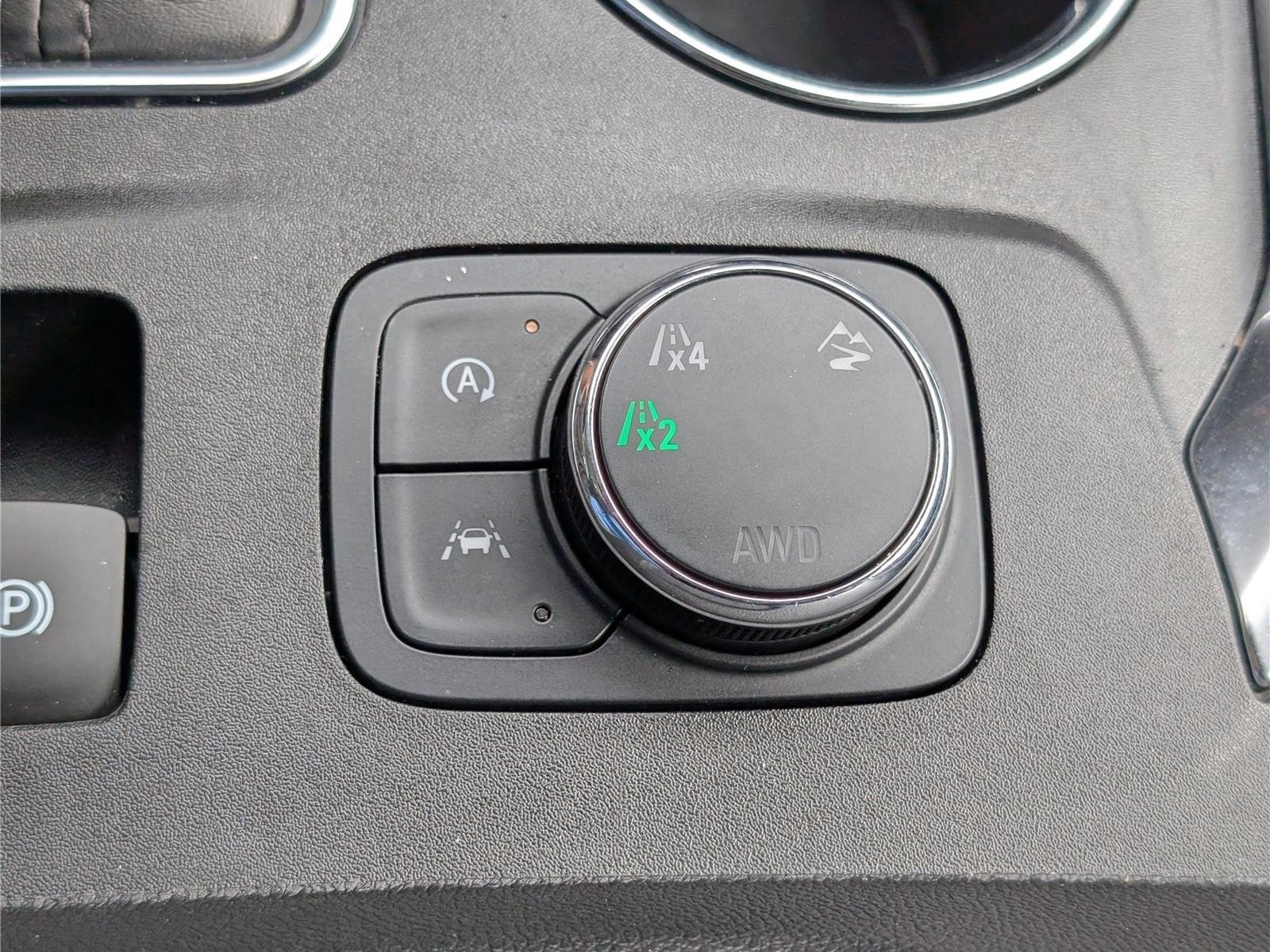 Used 2023 Chevrolet Traverse LT AWD/4WD image 28