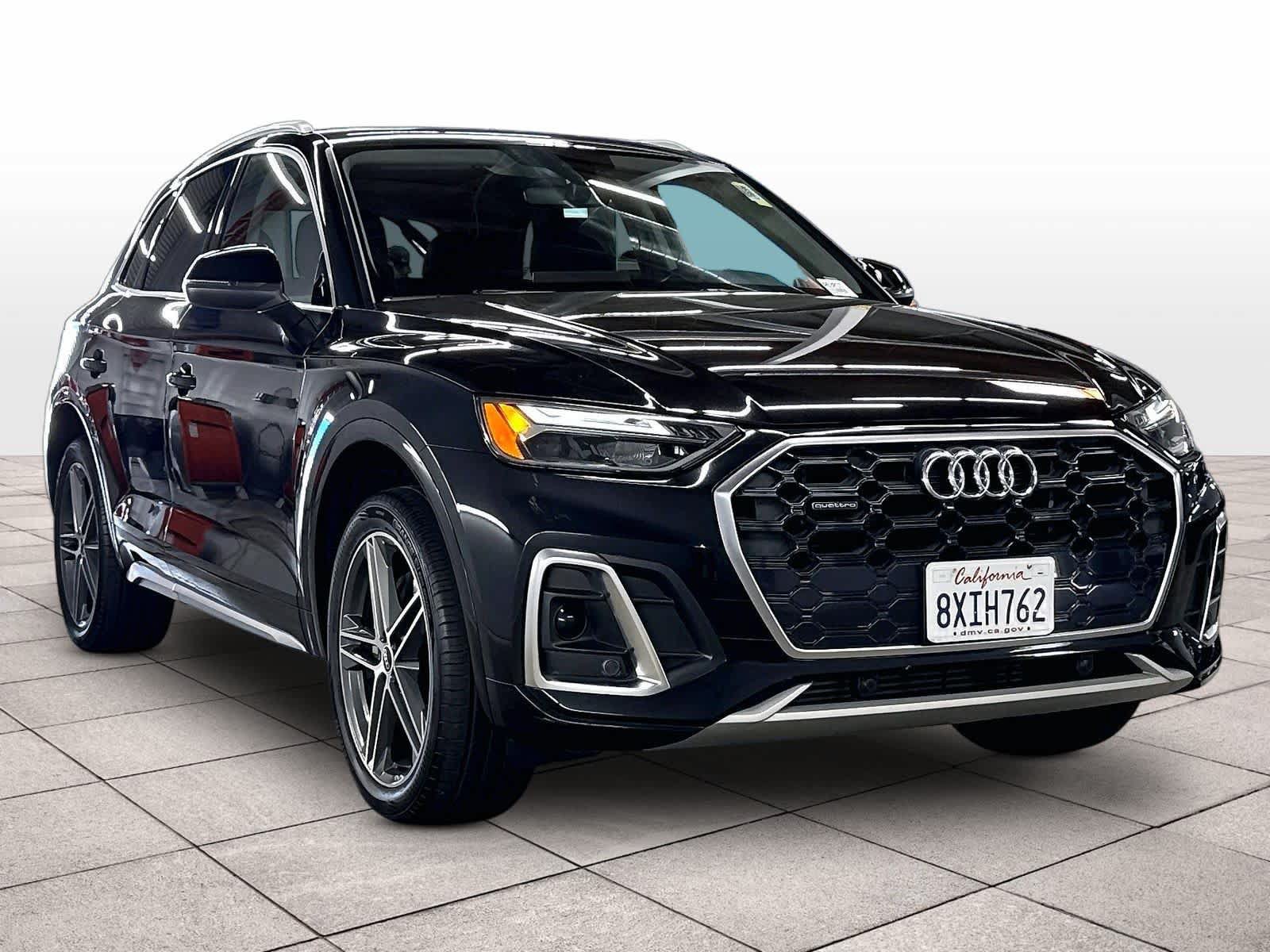 Used 2021 Audi Q5 e Premium w/ Convenience Package AWD/4WD image 2