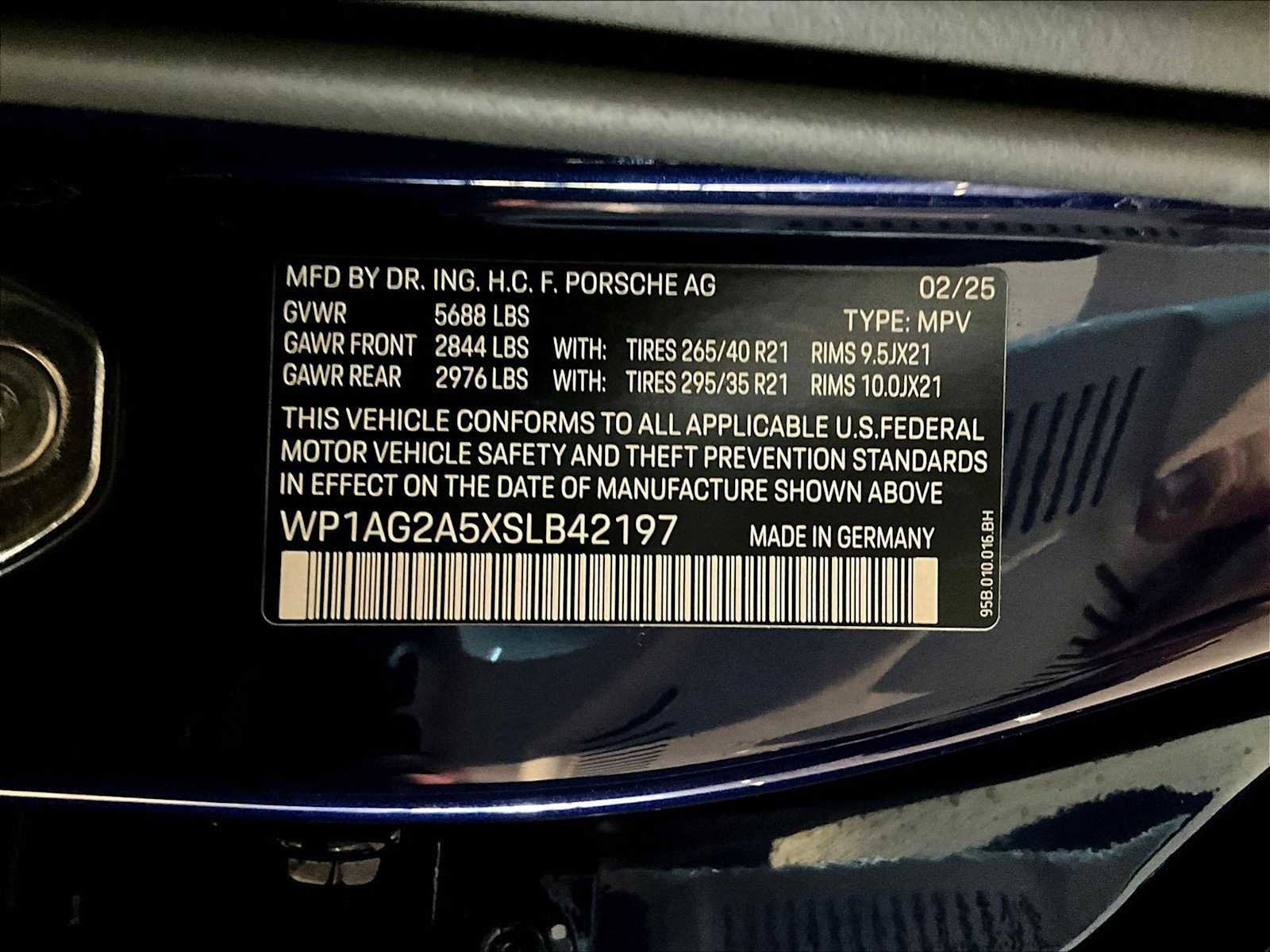 Used 2025 Porsche Macan S image 37