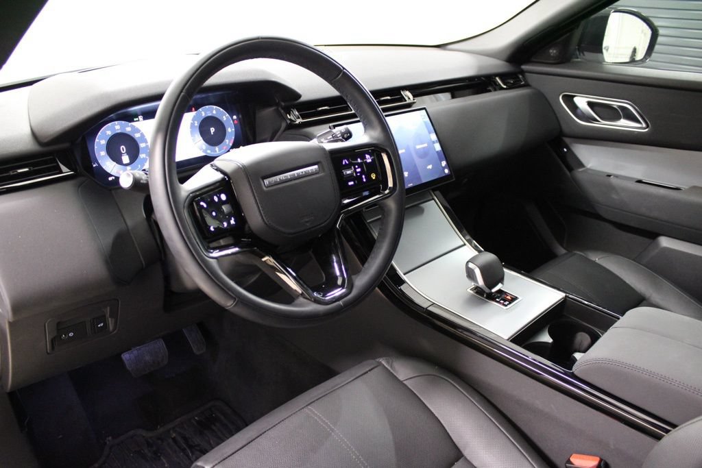 Certified 2025 Land Rover Range Rover Velar S AWD/4WD image 4