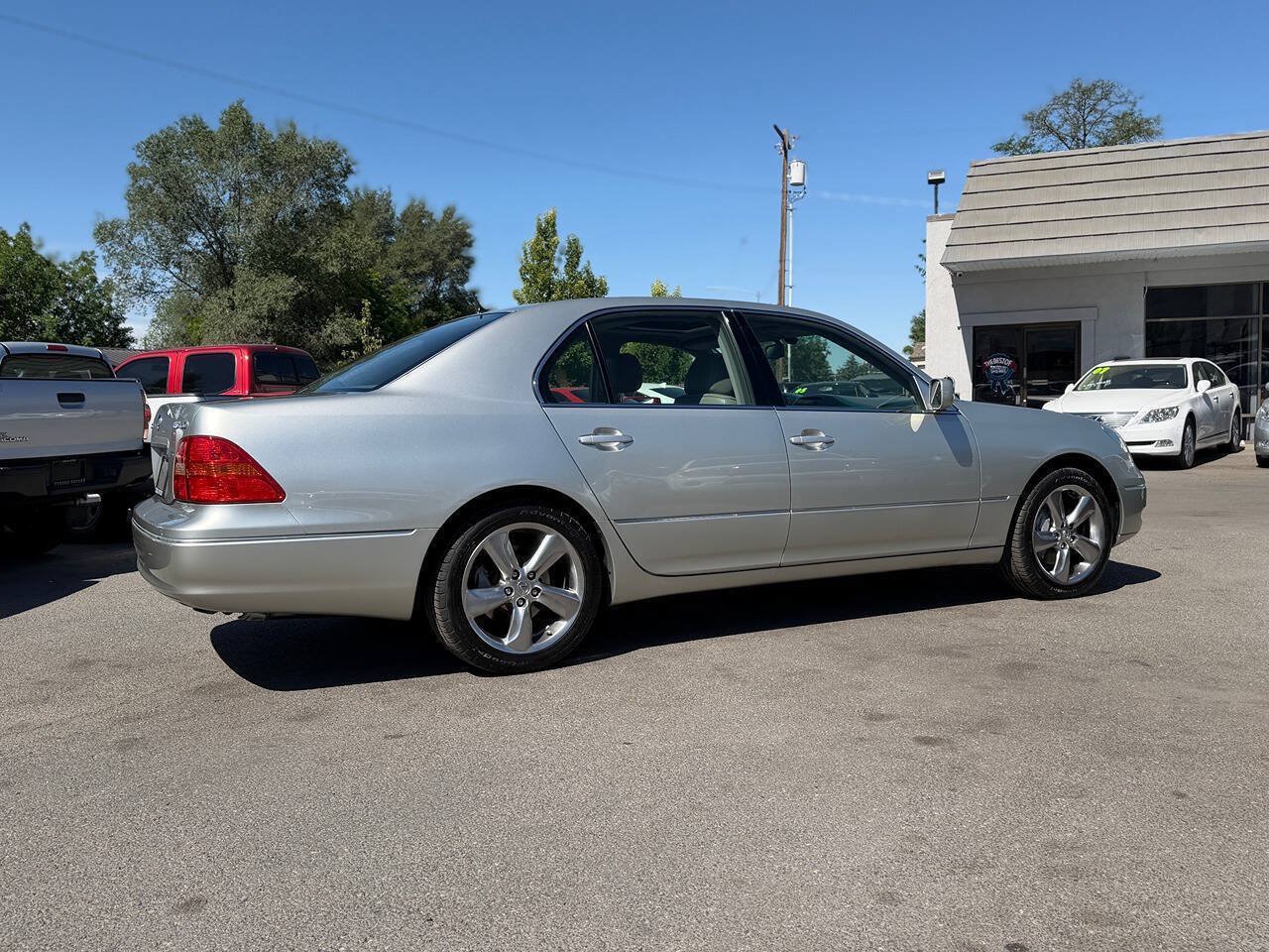 Used 2003 Lexus LS 430 RWD image 91