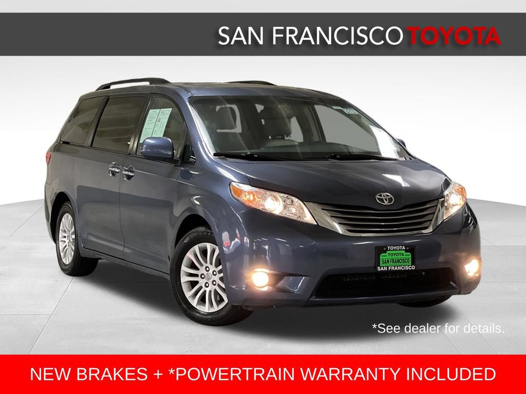 Used 2016 Toyota Sienna XLE Premium FWD image 7