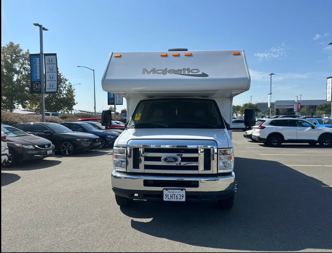 Used 2018 Ford E-350 and Econoline 350 Super Duty w/ Motorhome Prep Package