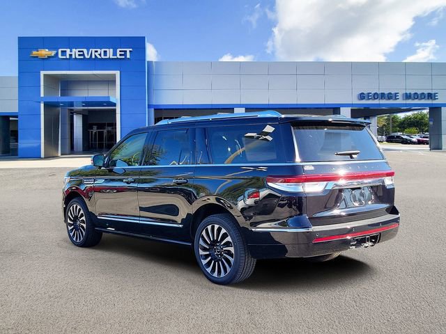 Used 2022 Lincoln Navigator L Black Label image 3