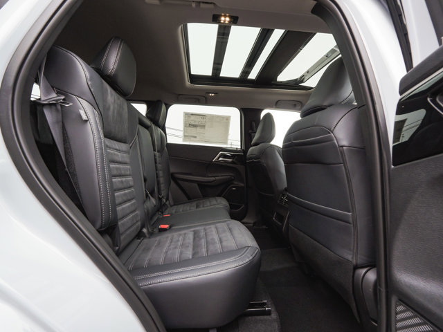 New 2026 Mitsubishi Outlander Trail Edition image 36