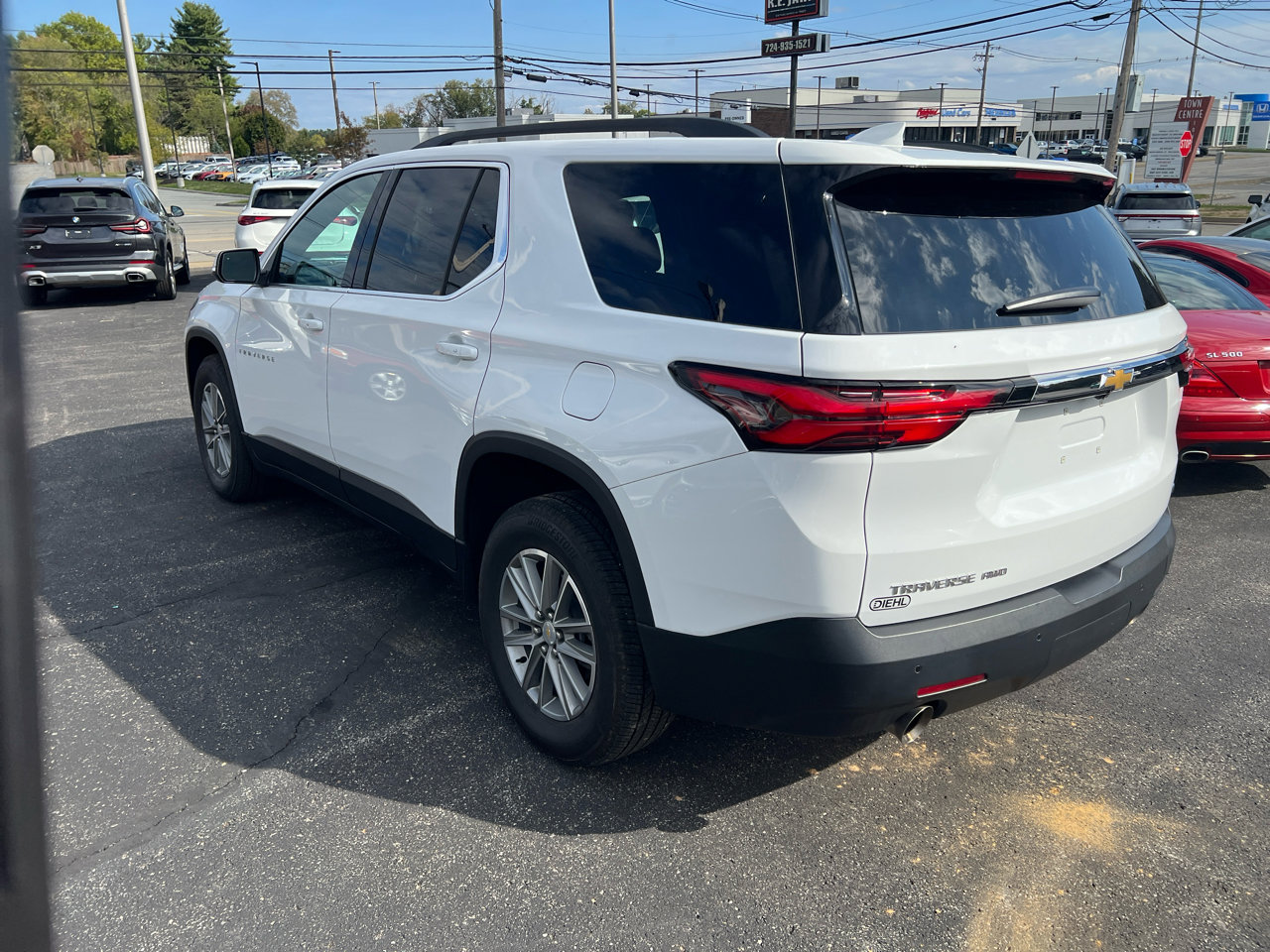 Used 2022 Chevrolet Traverse LT image 7