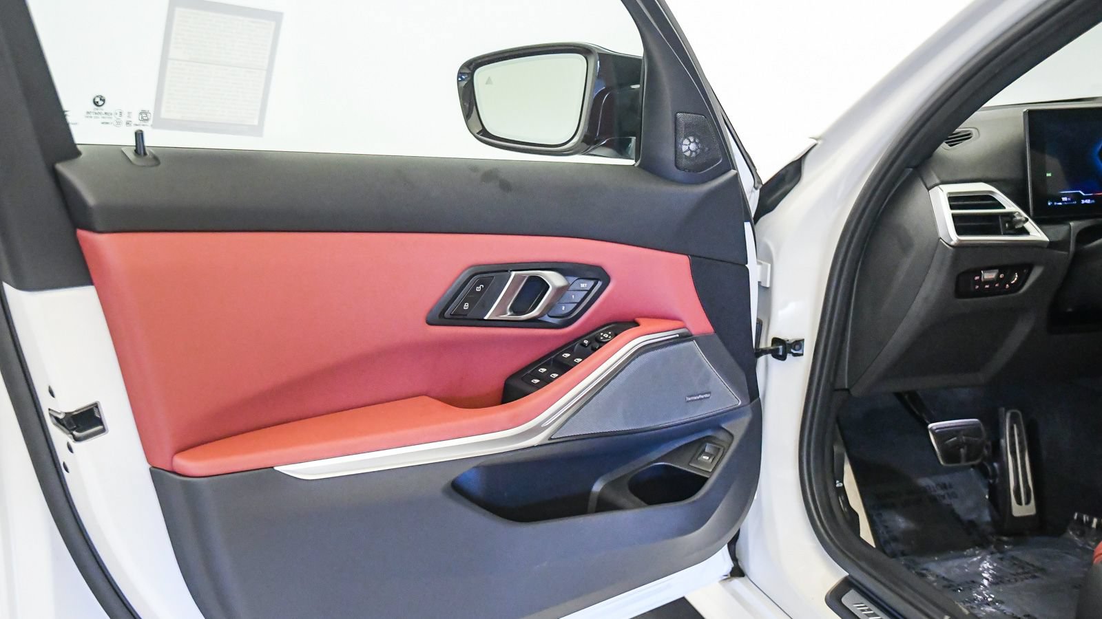 Used 2025 BMW M340i RWD image 27